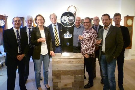 solar time clock launch