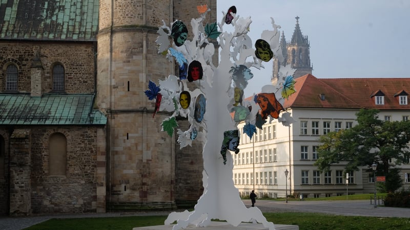 Alicia Paz, Artist in Residence