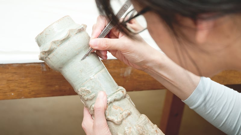Conserving ceramic objects at West Dean College of Arts and Conservation