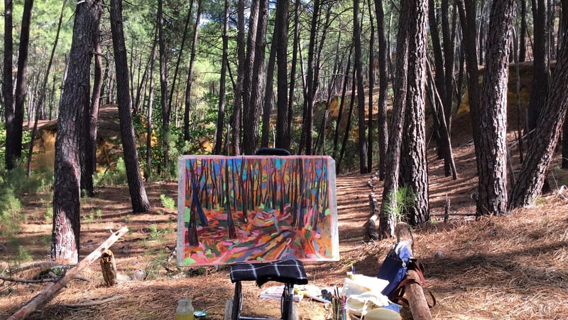 Christabel_Forbes_working_in_the_woods
