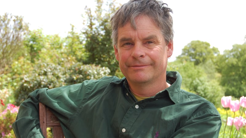 Dr Noel Kingsbury talks at West Dean