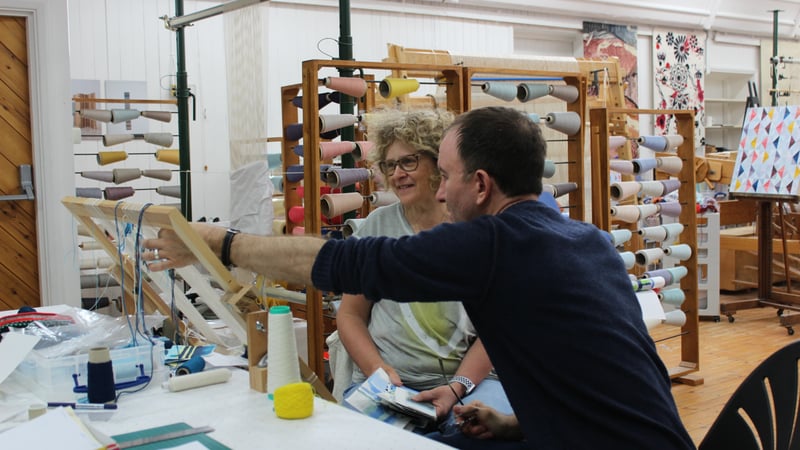 Tapestry_Weaving_2_yr_pt_course_with_tutor_Philip_Sanderson_3_