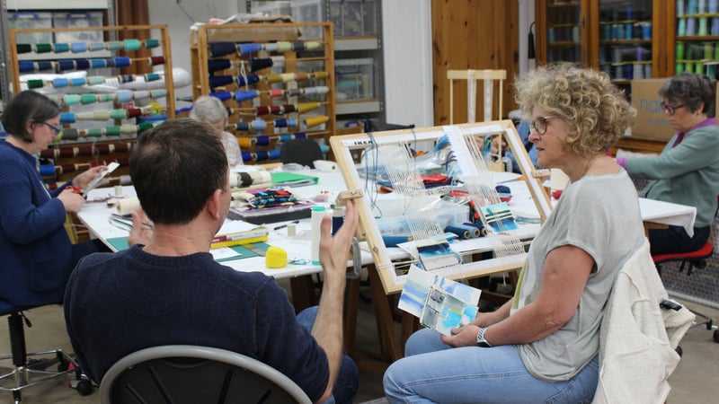 Tapestry_Weaving_2_yr_pt_course_with_tutor_Philip_Sanderson_4_