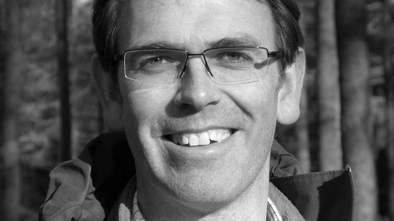 Graham Abrey trained as a building surveyor and has specialised for the past 10 years in contract work involving repair, conservation and maintenance of historic buildings