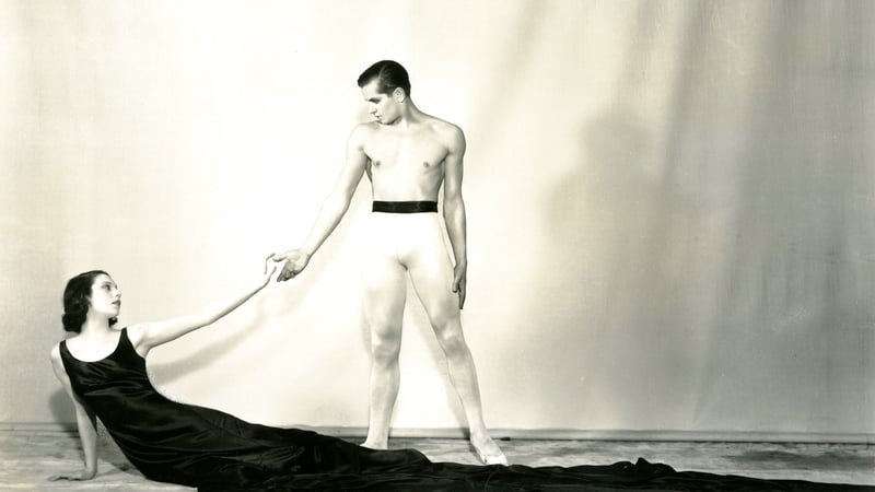 Tilly Losch and Roman Nijinsky dancing in a production 'Errante' at the Savoy Theatre, London, one of Les Ballets 1933 presented by Edward James. 'Errante' was choreographed by George Balanchine with costume design by Pavel Tchelithcew. Photo by Sasha.