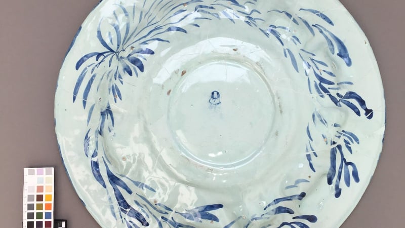 Maiolica dish at West Dean College of Arts and Conservation