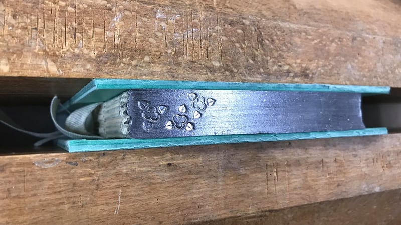 Figure 3: Bookbinding - Gauffering.