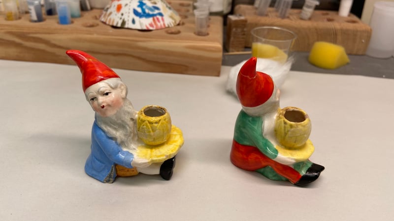 Bonding the sections supported by tapes