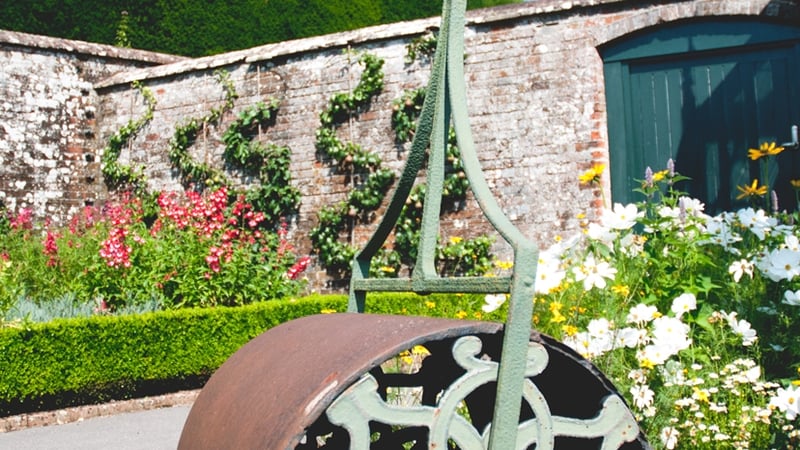 Vintage lawn roller @westdeangardens