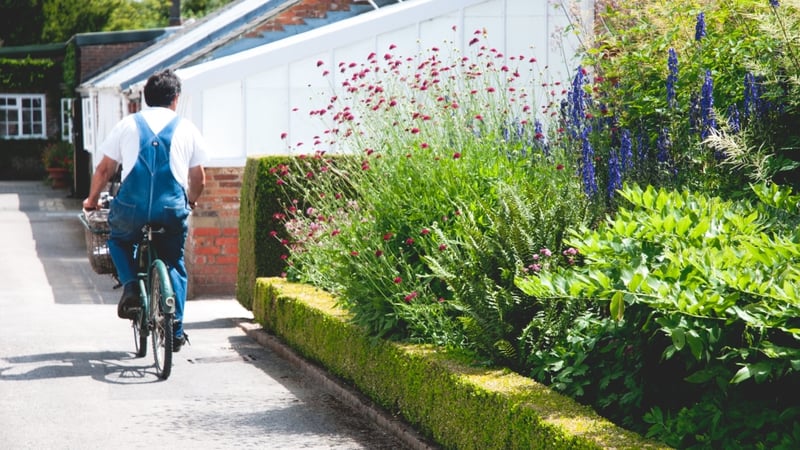 Getting around the gardens.
