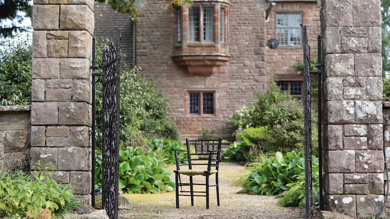 Abdollah Nafisi's Sussex chair