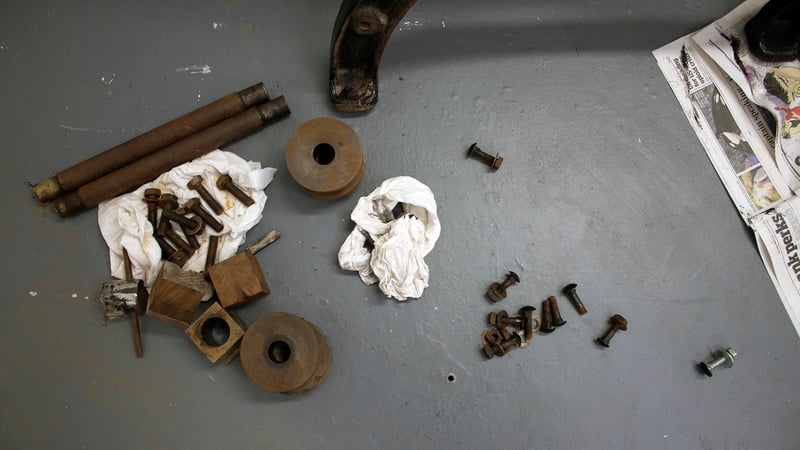 Spindles, rollers and accessories ready for re-assembly