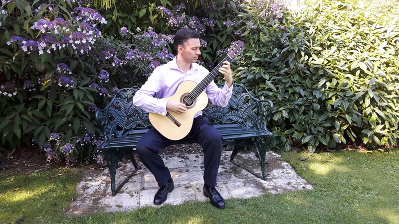 Guitar Festivals, guitar summer schools, Classical guitar courses, music summer school uk, classical guitar uk, classical guitar lessons, classical guitar summer school