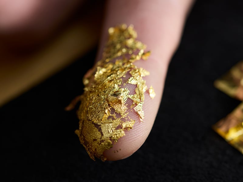 Gift Vouchers for arts and design courses at West Dean