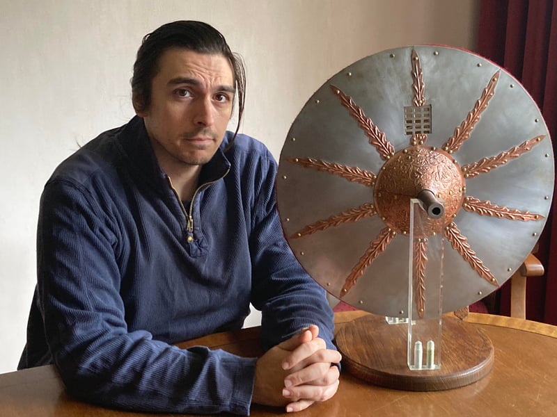 Andrew Braund, metals alumnus, gives talk at Buckingham Palace