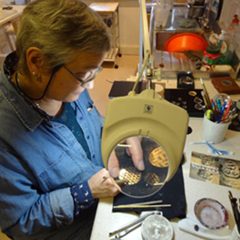 Frances Federer in studio