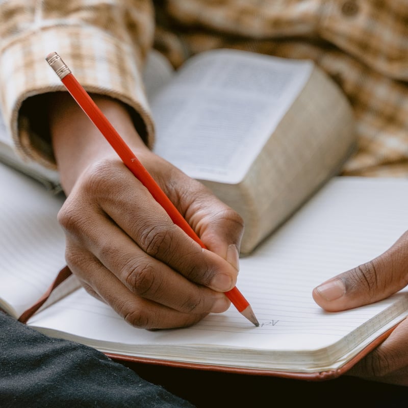 Learn how to write biographies short course in Creative Writing at West Dean