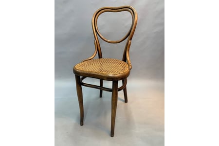 Conservation of the Thonet 'No. 28' chair 
