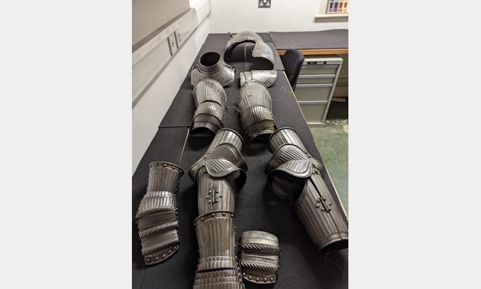 Figure 1. The armour on arrival. 