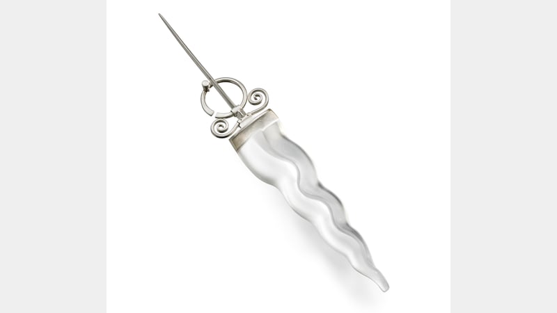 Sarah  Macrae Penanular Brooch photo by Paul Hartley