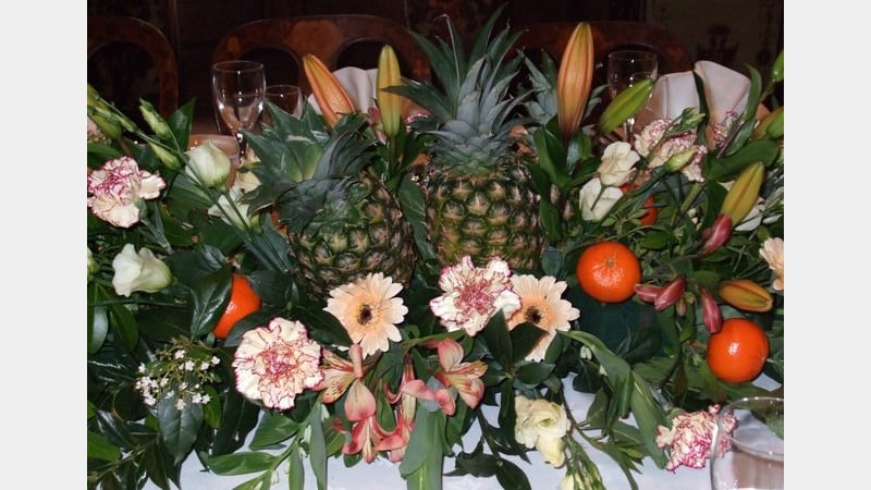 Sue Hingston floral arrangments for topiaries and table decorations