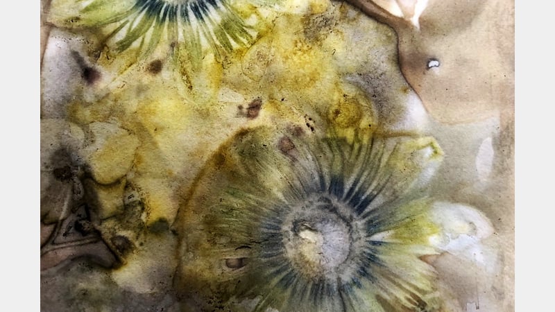 Eco Printing Flower on Paper