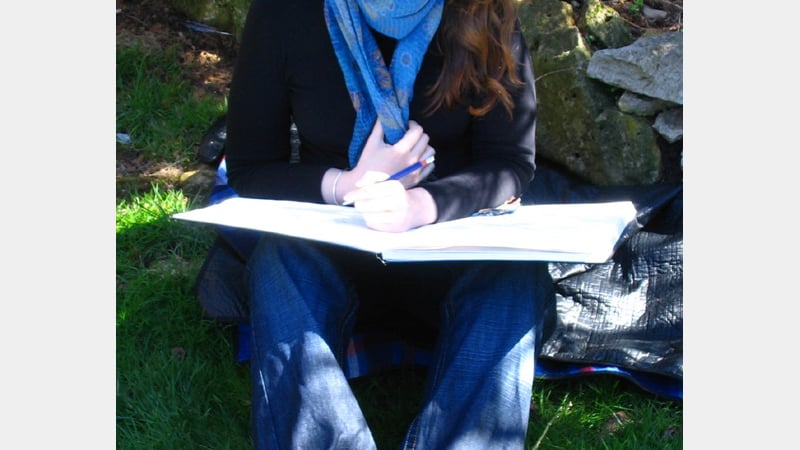 Sandrine Maugy's short tutorials on painting tulips with watercolour