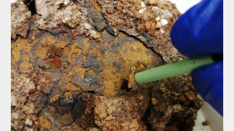 Fig 4 : Replacing a tiny fragment using a magnet