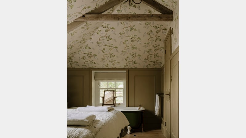 TheStables-Nefarious Design-CreditAmyHeycock