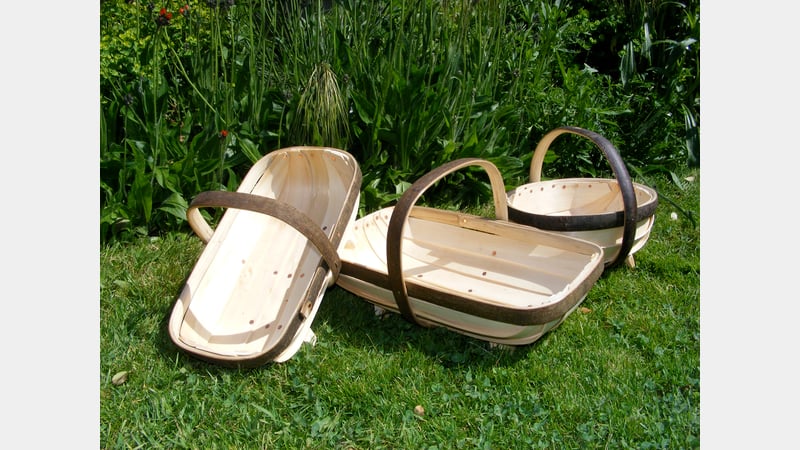 Sussex trug making: Dominic Parrette with Pete Marden