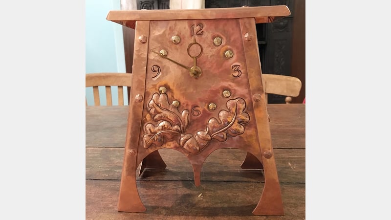 Acorn Clock