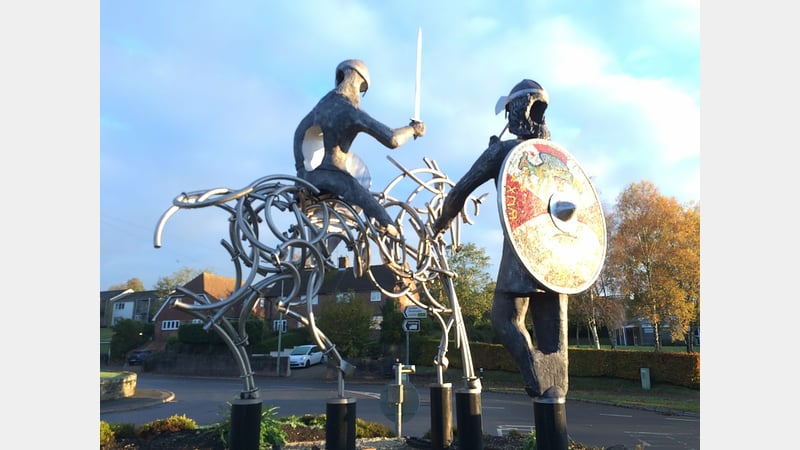 Guy Portelli sculpture