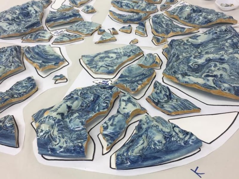 Mapping the layout of shards of maiolica dish at West Dean College of Arts and Conservation